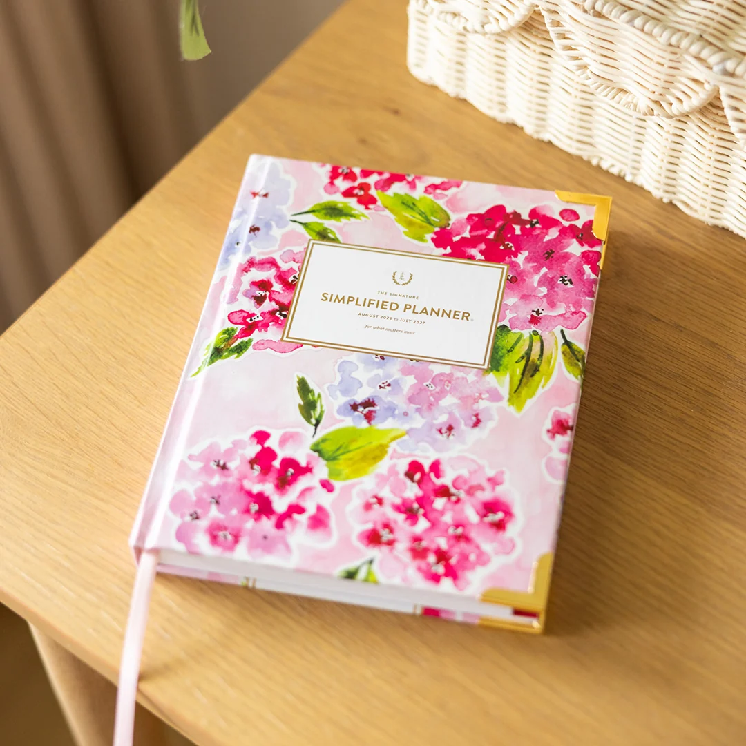 2027 Bookbound Weekly Simplified Planner - Blush Hydrangea